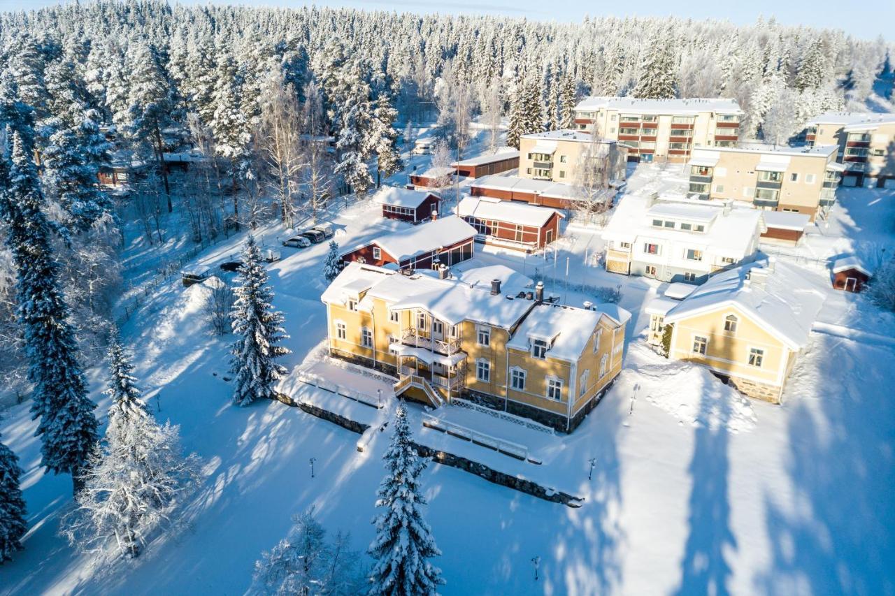 Karolineburg Manor House Hotel Kajana Eksteriør bilde