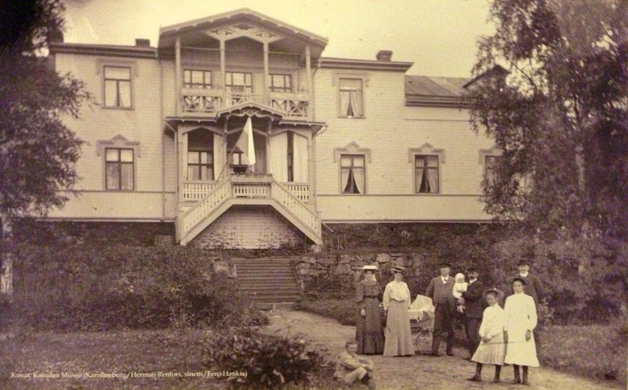 Karolineburg Manor House Hotel Kajana Eksteriør bilde